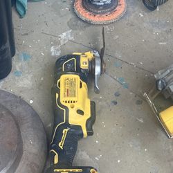 Dewalt Multi tool New only Tool