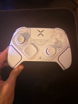 Turtle Beach Victrix Pro Controller PS5 White with Back Paddles(new with box)