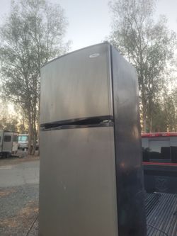 top freezer refrigerator stainless steel