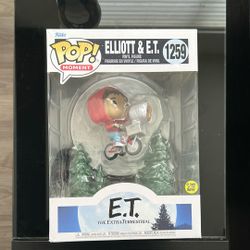 Elliot And E.T Funko Pop Glow In The Dark Number 1259