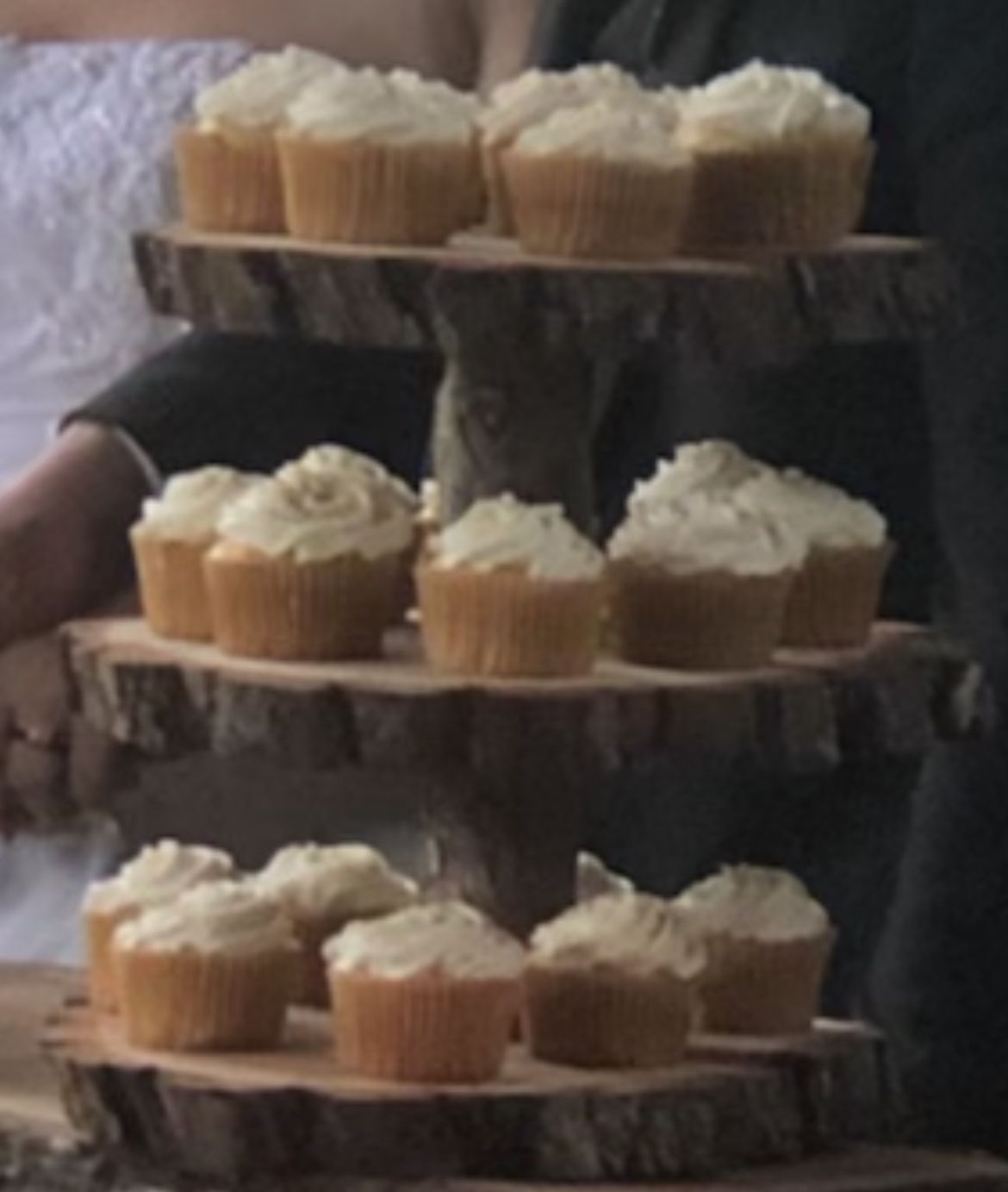 Cupcake Stand Made From Wood Slices 