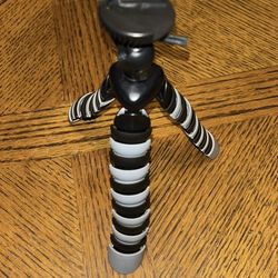 Black and Gray Flexible Tripod