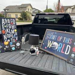 Astronaut Bedroom Theme 