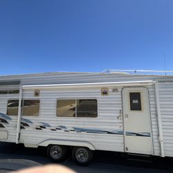 2005 WEEKEND WARRIOR FB2600