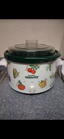 Rival 4 QT Crock Pot Pickup 3-8:30 pm rainbow/charleston cash only moving sale