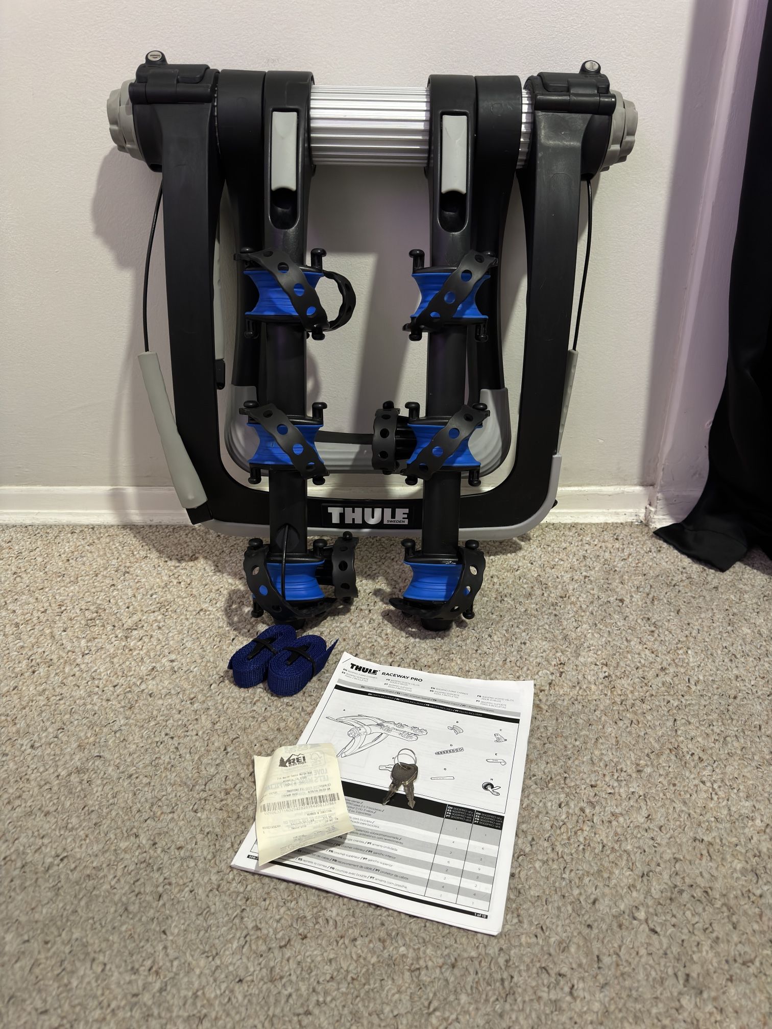 For sale: Thule Raceway Pro bike rack—like new, used just once