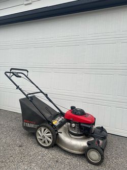 MTD Pro 21" Self-Propelled Lawn Mower with Honda Engine