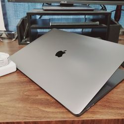 2019 15" Apple MacBook Pro Laptop, Core i9, Radeon Pro X, Newest MacOS