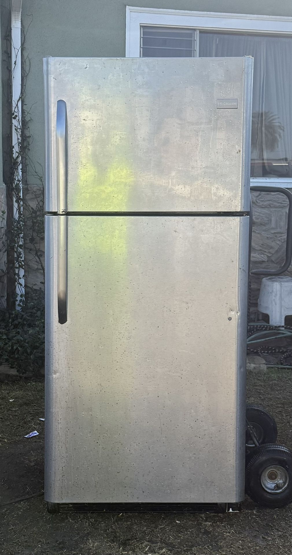 Frigidaire refrigerator and freezer