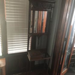 Antique coat/hat Rack with Mirror 