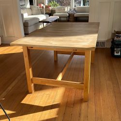 Dining table 50”x36” with 30” Extension