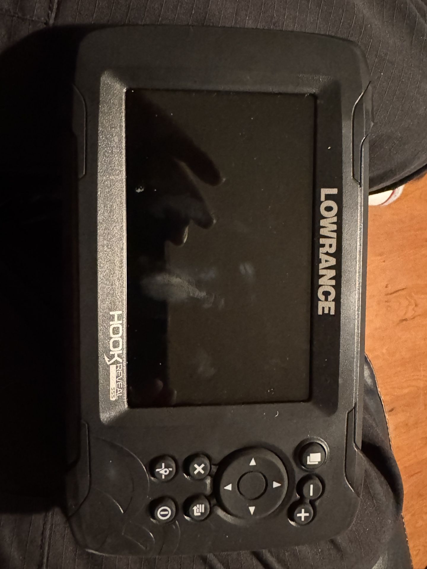 Lowrance Hooks 5” Fish Finder