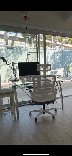 Realspace® Vista 48" W Glass Computer Desk, Silver