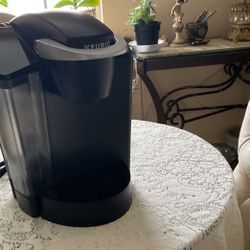 Keurig Black Coffee Maker Like New