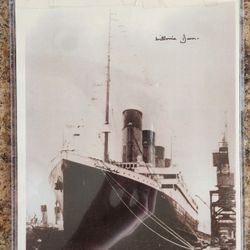 Titanic Photo Signed By Youngest Titanic Survivor Millvina Dean 