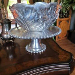 Silver pastry plate and bowl