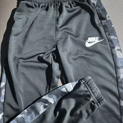 Boys Nike Joggers 