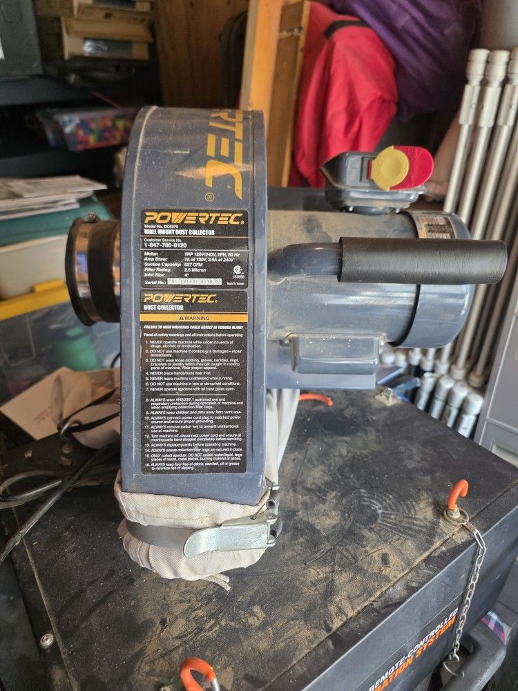 Powertec Wall Mounted Dust Collector