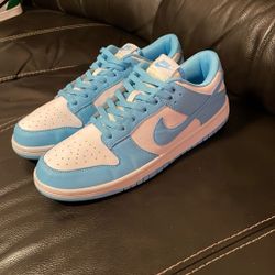Nike Dunk Low UNC