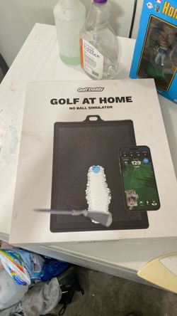 Golf daddy golf simulator indoors