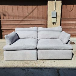 Living Spaces Jolene Power Recliners Couch 