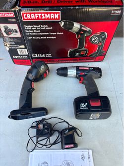 Craftsman 19.2V Cordless Drill Kit – Battery Charger Light & Case