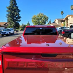 2020 Chevrolet silverado Bed cover