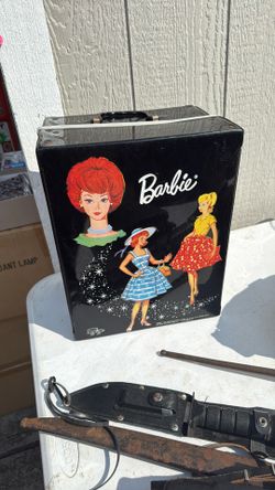 Vintage Barbie suitcase