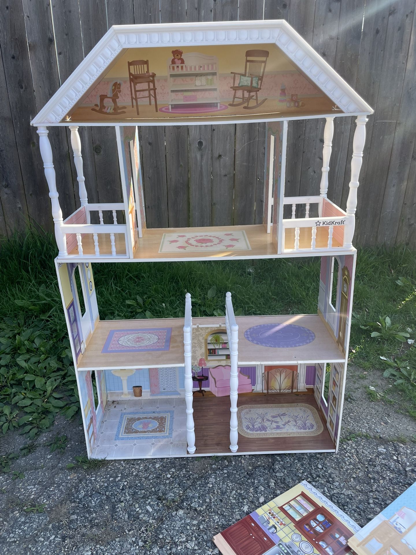 Free Doll House