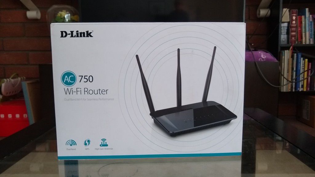 D-Link DIR-813 Wireless AC750 Router