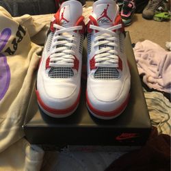 Air Jordan Retro 4 Fire Red Size13