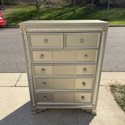 Oasis Home Tiffany Chest / Tall Glam Silver Dresser / Chest of Drawers