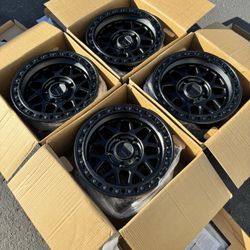 Brand New 17” KMC GRS “549” Off-Road Wheels for 5x150 Toyota Tundra Sequoia LX460 LX470 LandCruiser