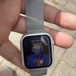 Apple Watch SE 2nd Gen