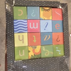 Large 32 pieces Learning Alphabet Cubes