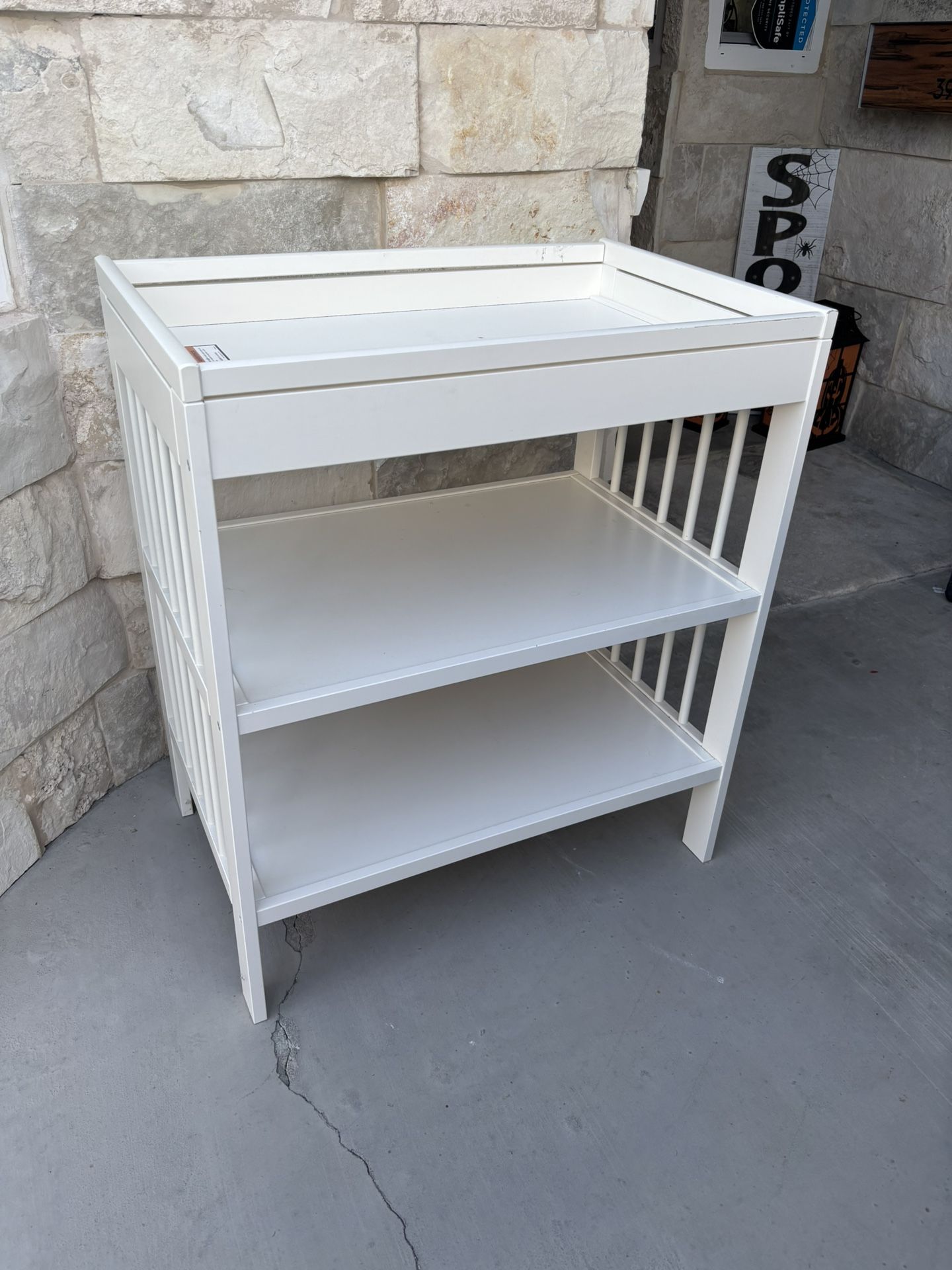 FREE - Children’s Changing Table