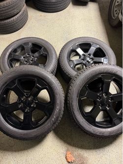 2022 Grand Cherokee 20 wheels