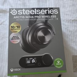 SteelSeries Arctis Nova Pro Wireless - Xbox Version (Multi-Platform)