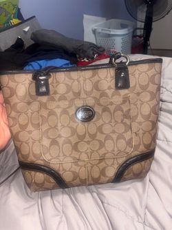 Coach Signature Tote Bag