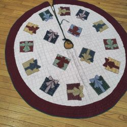 Very Thick Quilted Tree Skirt 