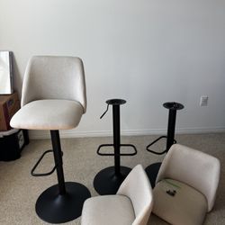 3 Adjustable Swivel Barstools