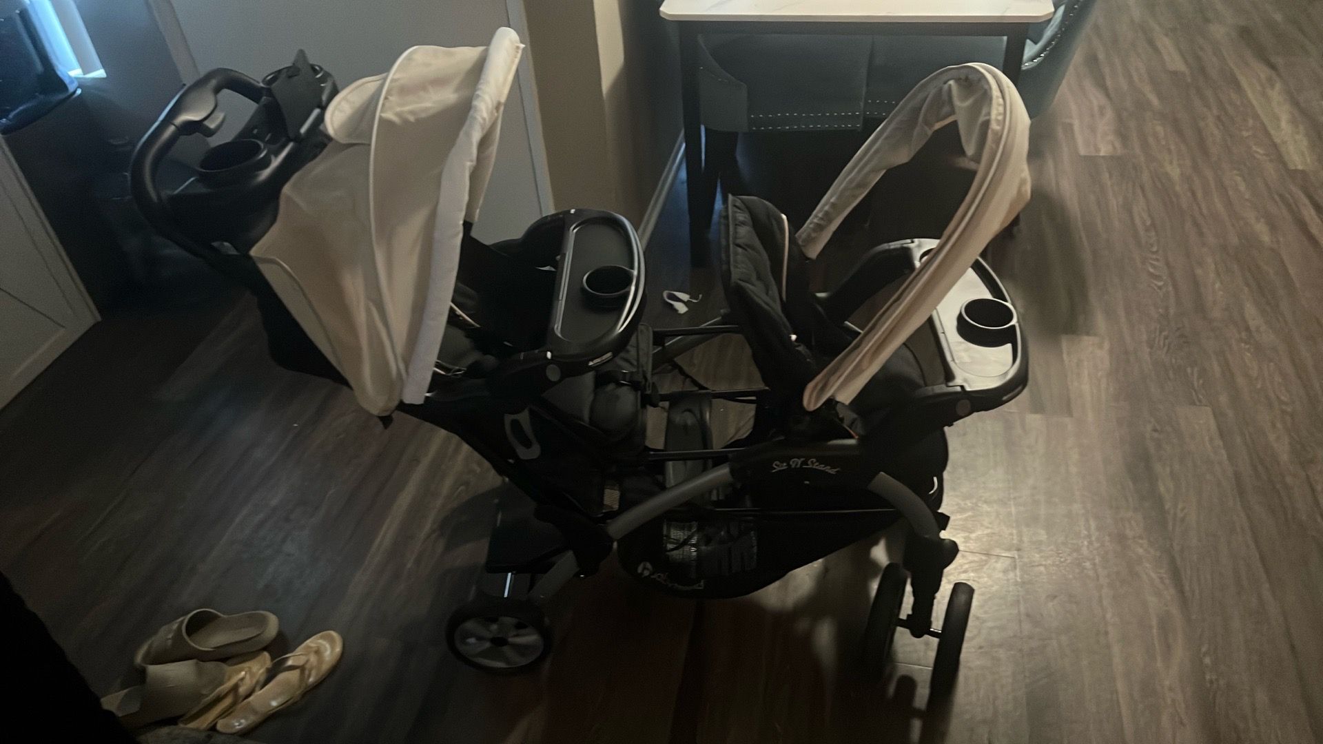 Baby trend sit and stand