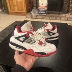 2020 Air Jordan 4 Fire Red 4 Size 8.5
