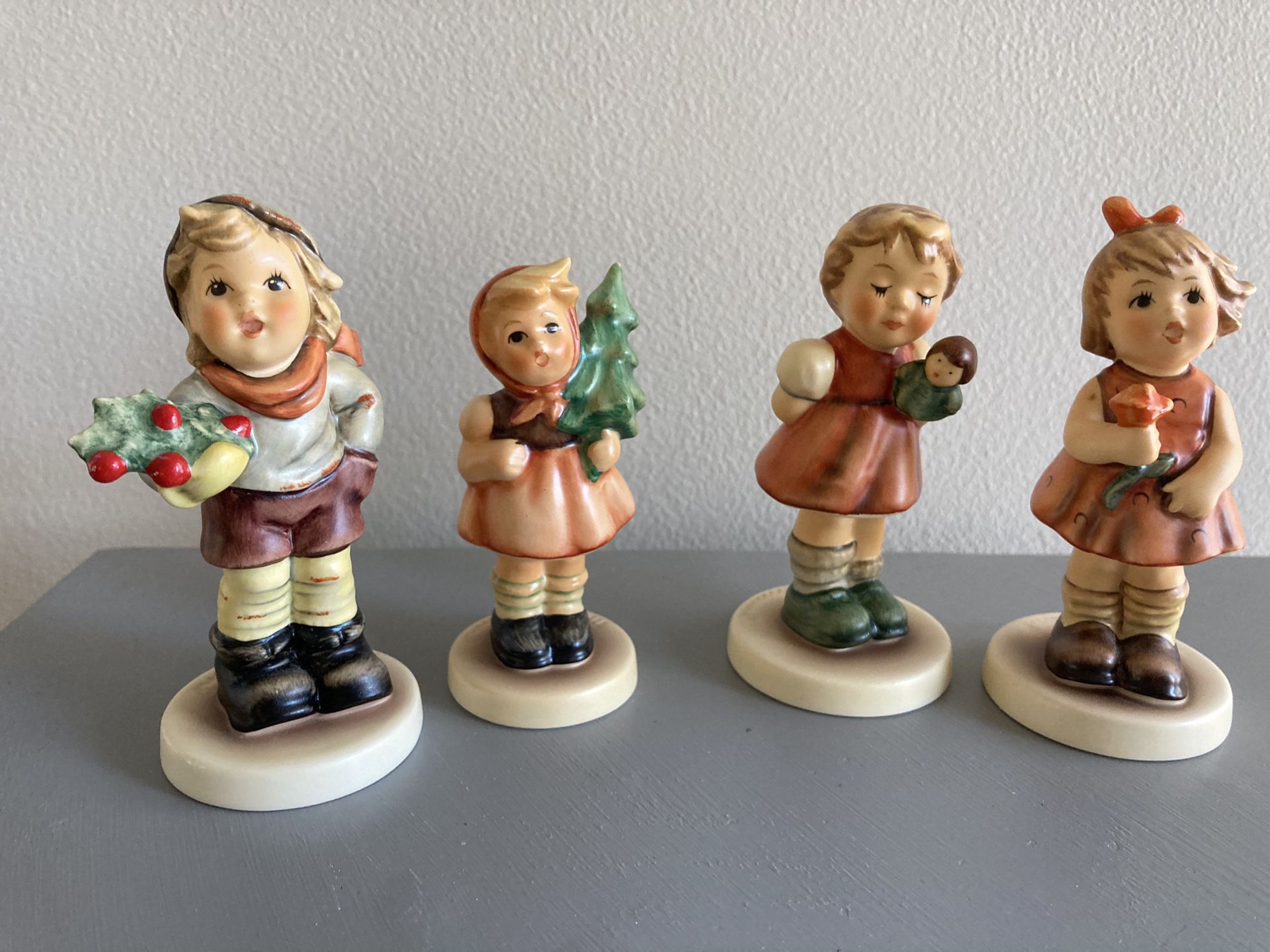 PRICE DROP!! 15 HUMMEL FIGURINES