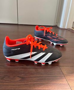 Shoes cleats