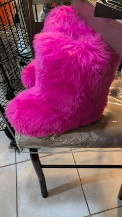Hot pink women's boots size 6