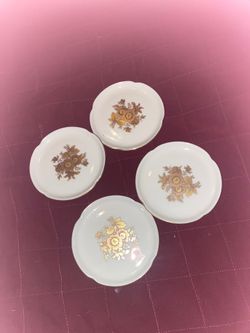 4 Classic Rose Rosenthal group mini plates