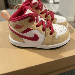 Toddler Nike 6C