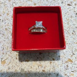Engagement ring sets