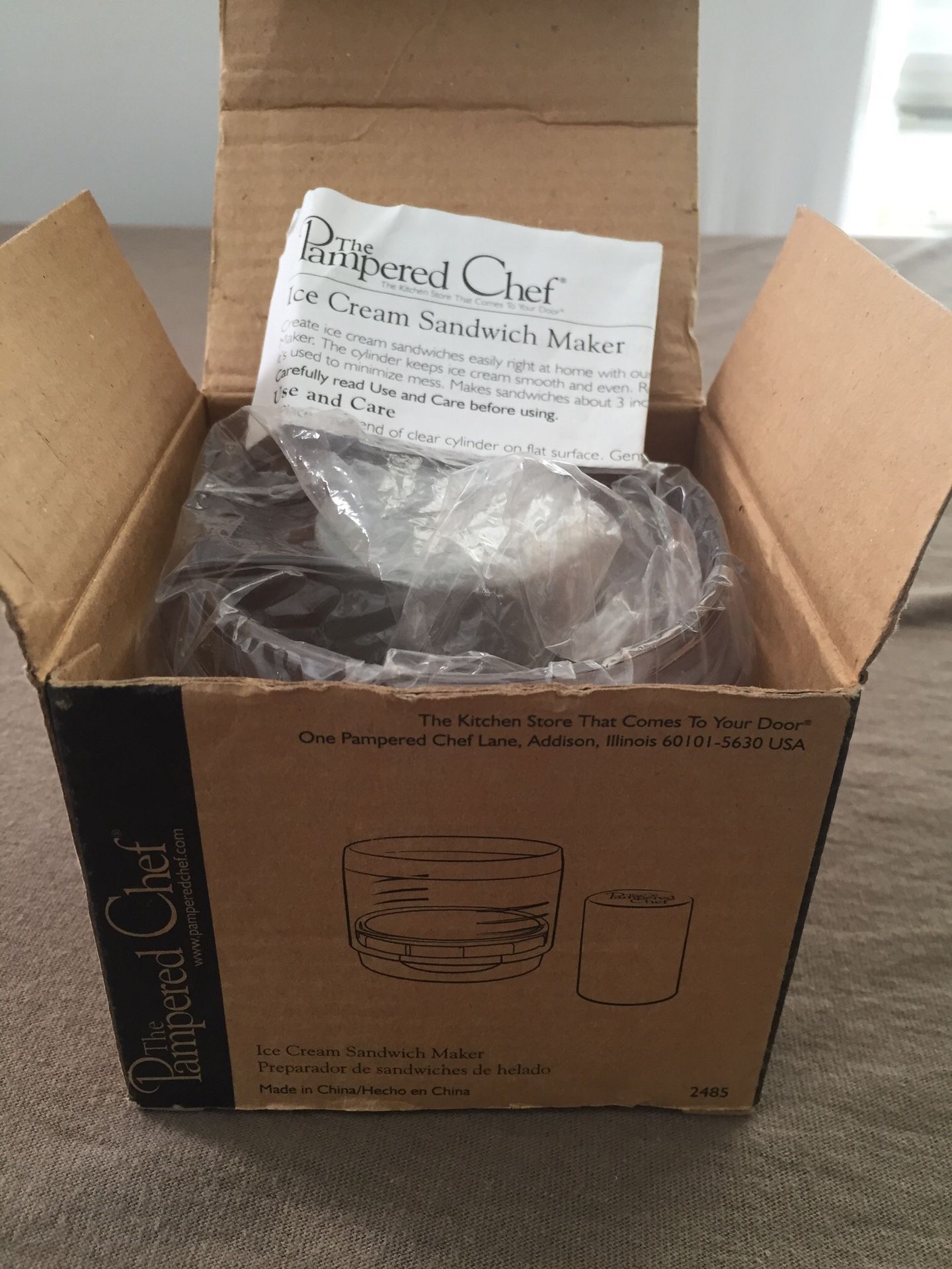Pampered Chef Ice Cream Sandwich Maker